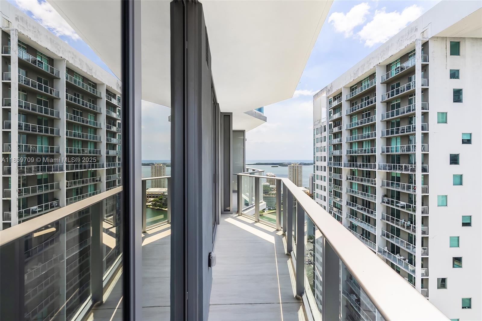 77 SE 5th ST # 309