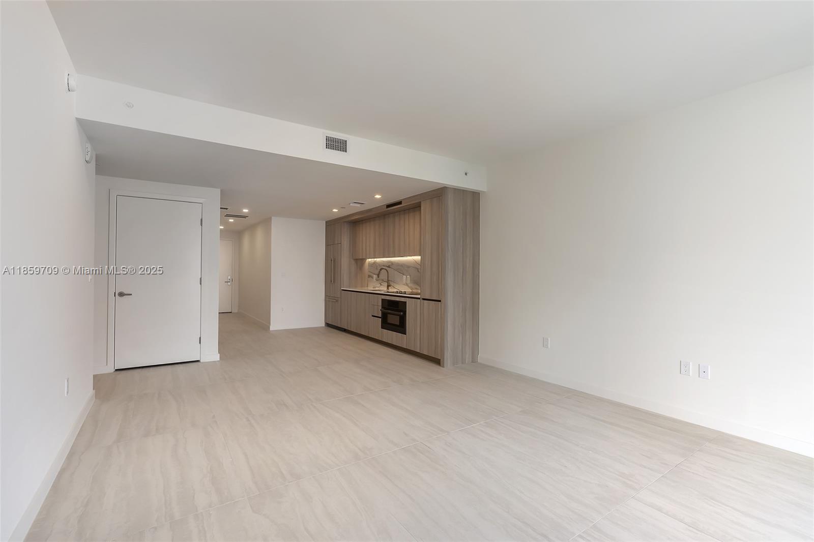 77 SE 5th ST # 309