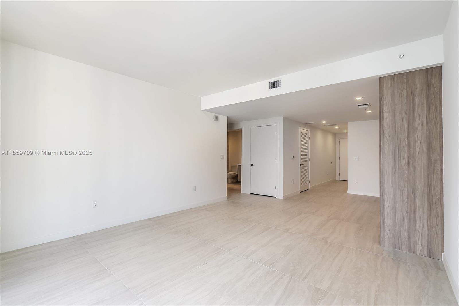 77 SE 5th ST # 309