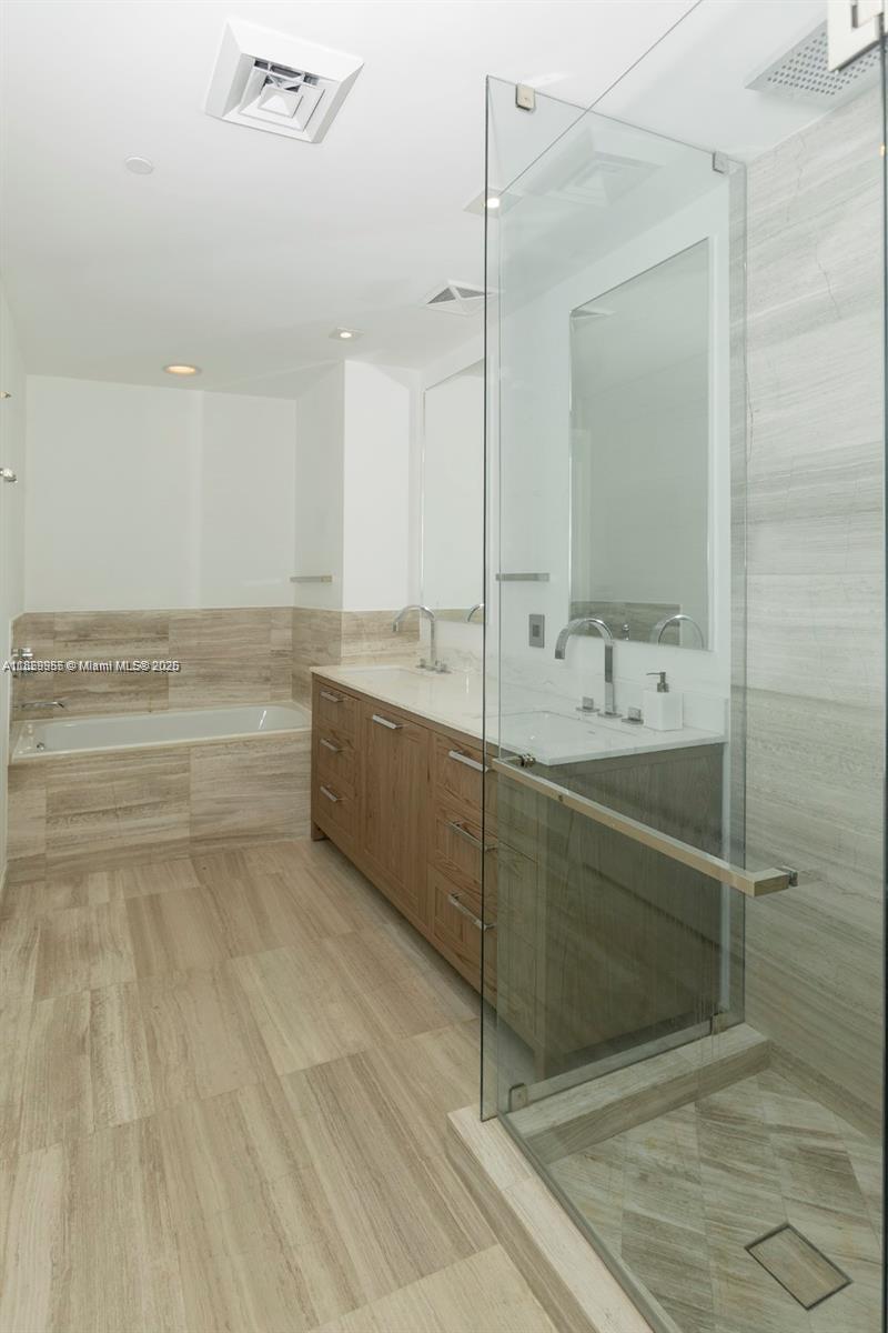 350 Ocean Dr # 205N