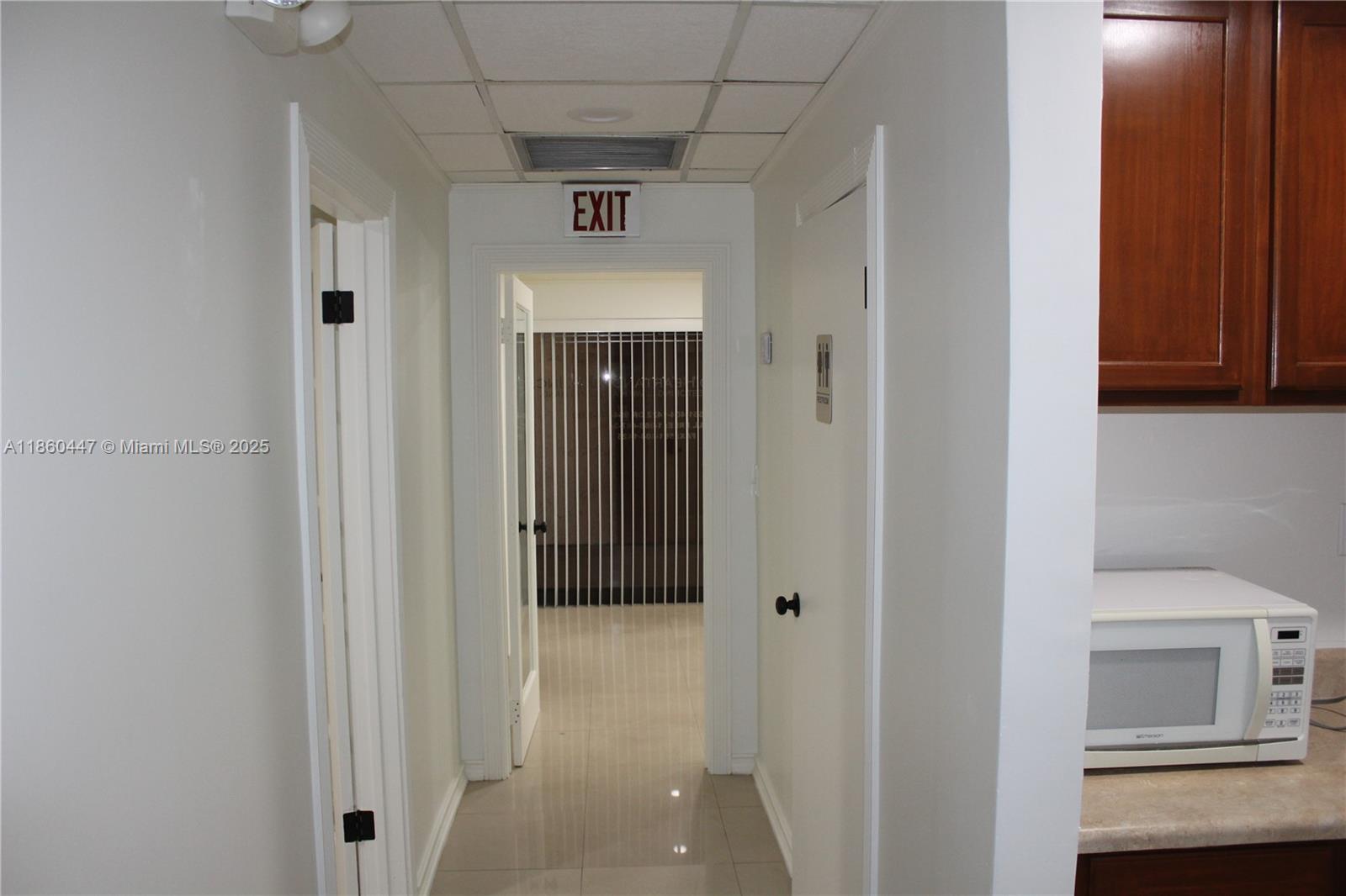 7800 W Oakland Park Blvd Unit: 4A34