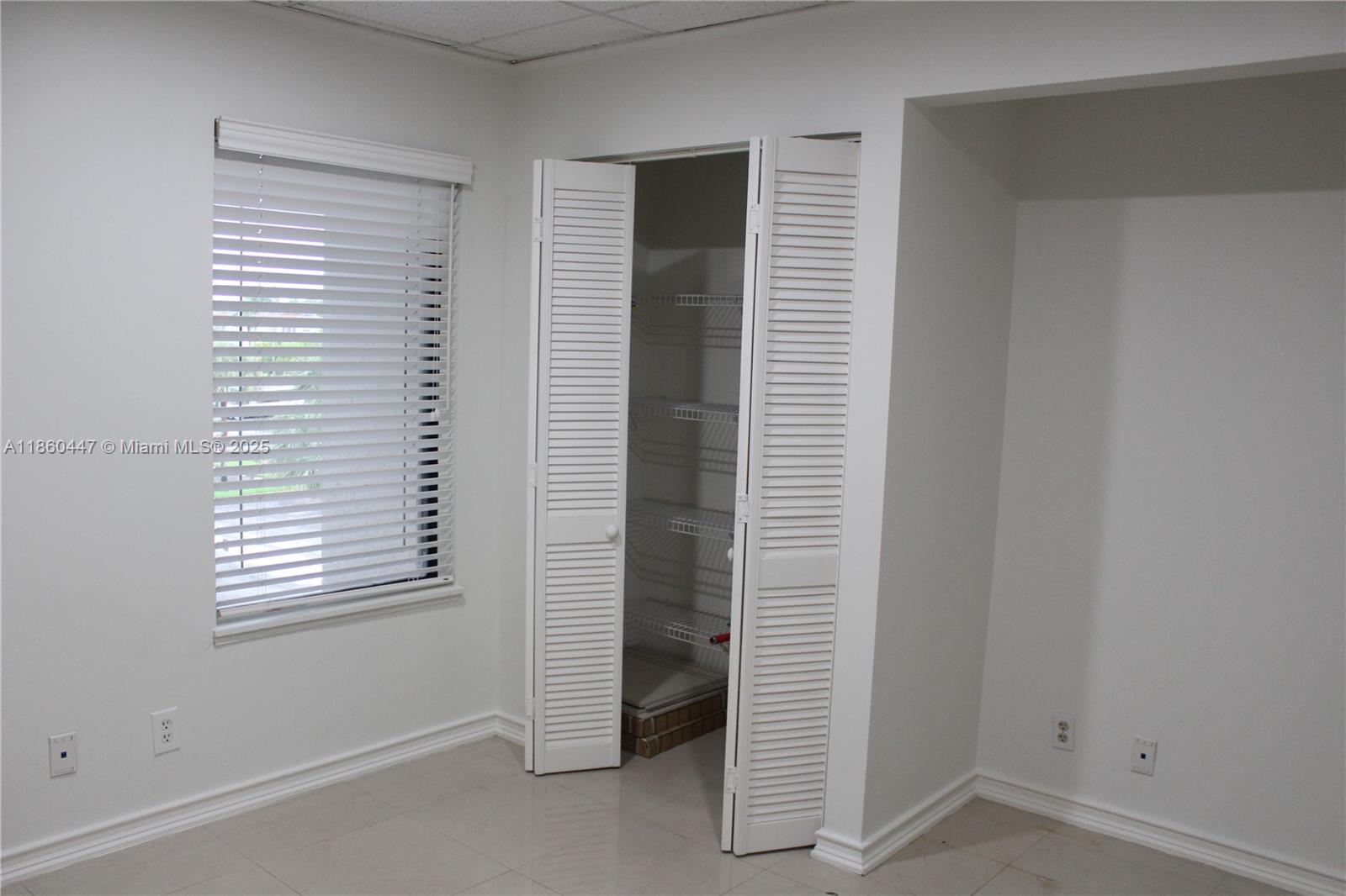 7800 W Oakland Park Blvd Unit: 4A34