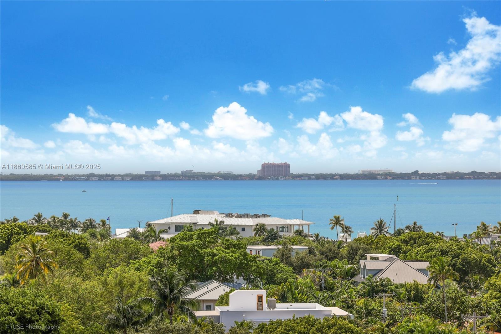 77 Crandon Blvd # 10D