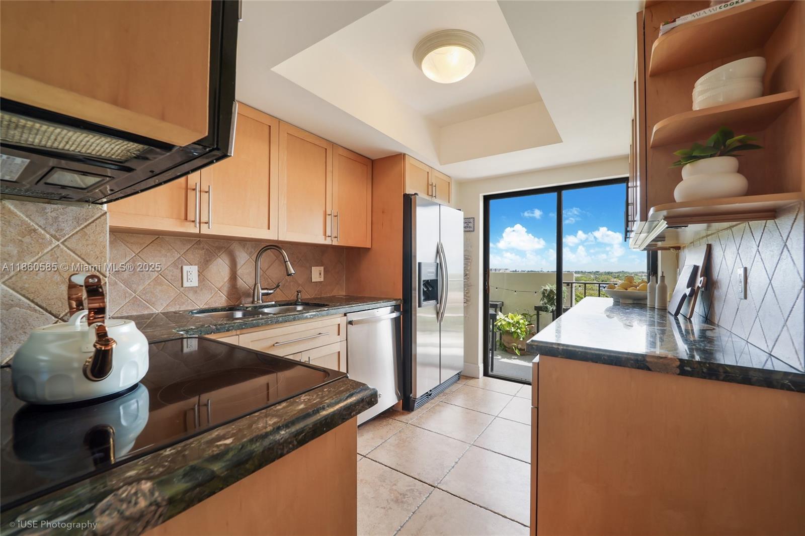 77 Crandon Blvd # 10D