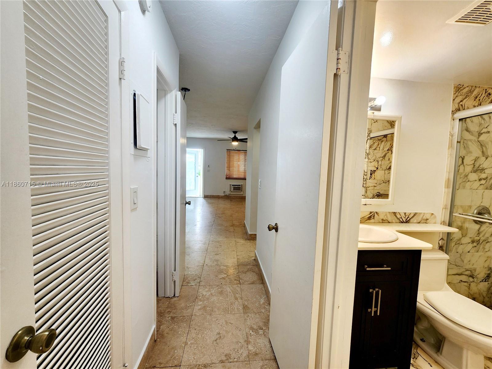 455 Golden Isles Dr # 305