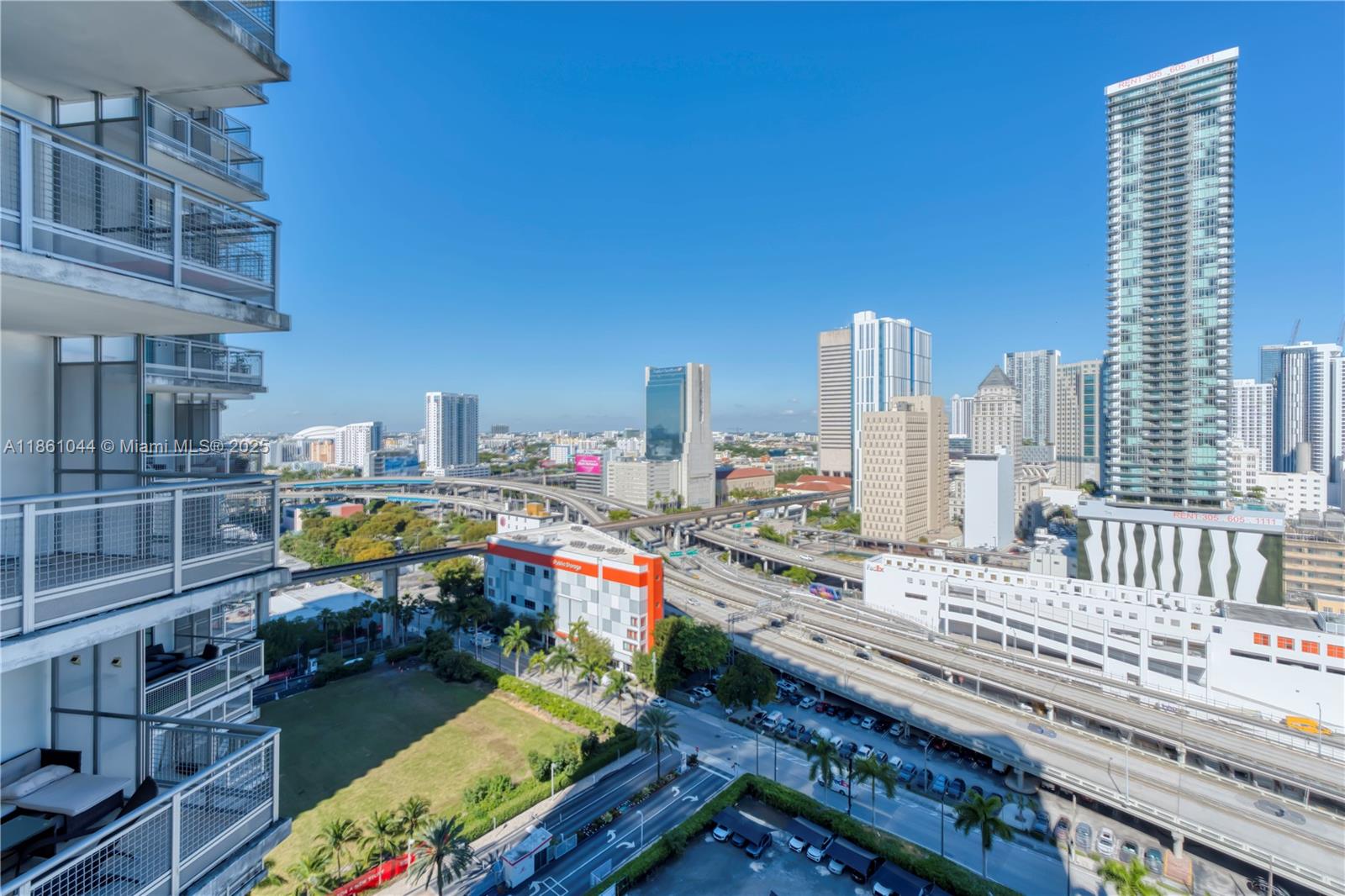 350 S Miami Ave Unit: 2105