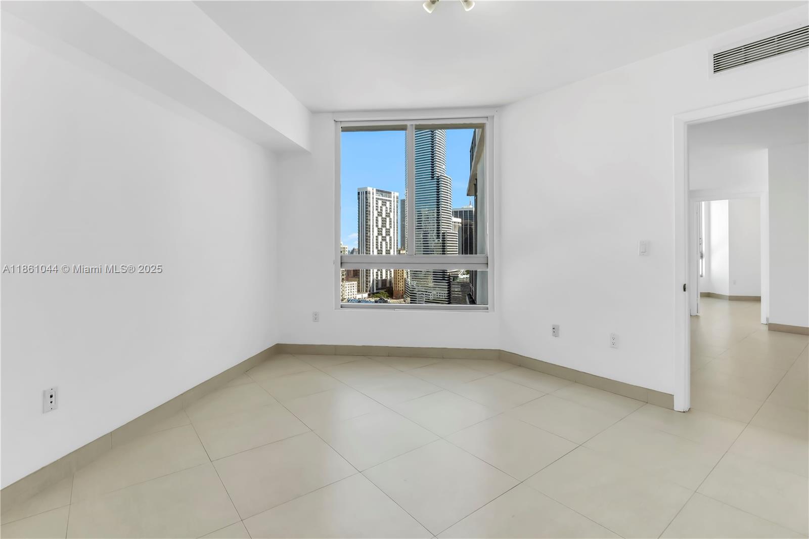 350 S Miami Ave Unit: 2105