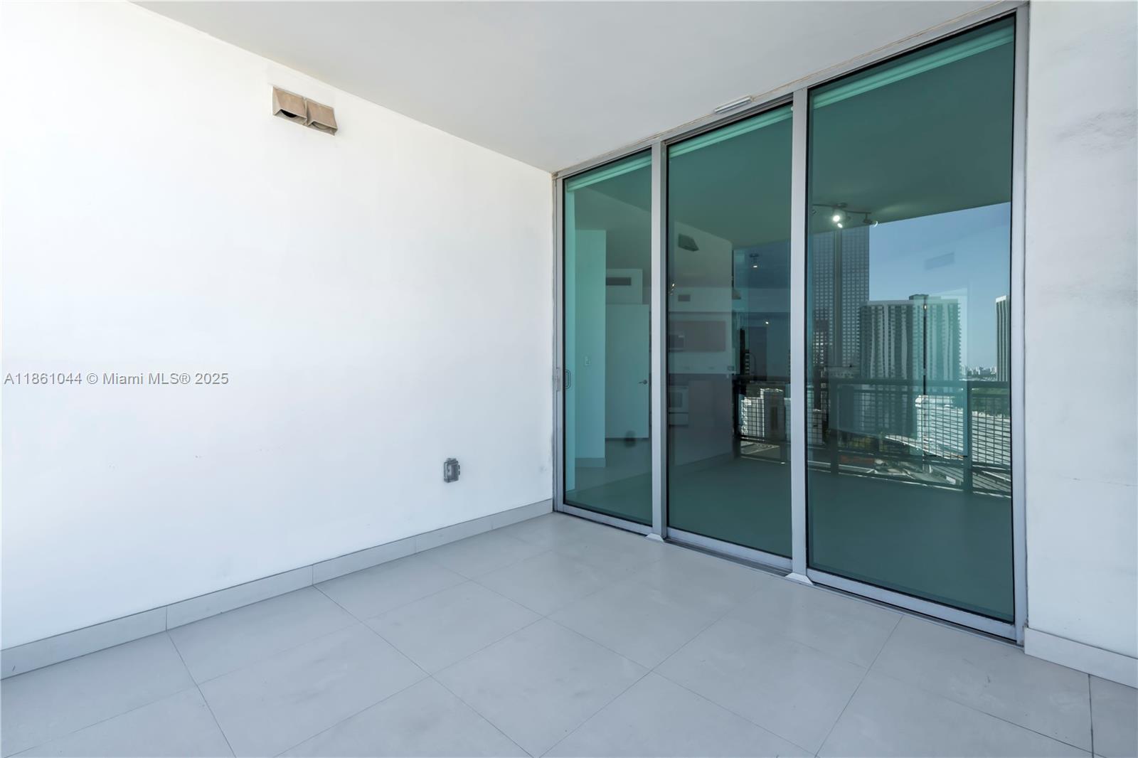 350 S Miami Ave Unit: 2105