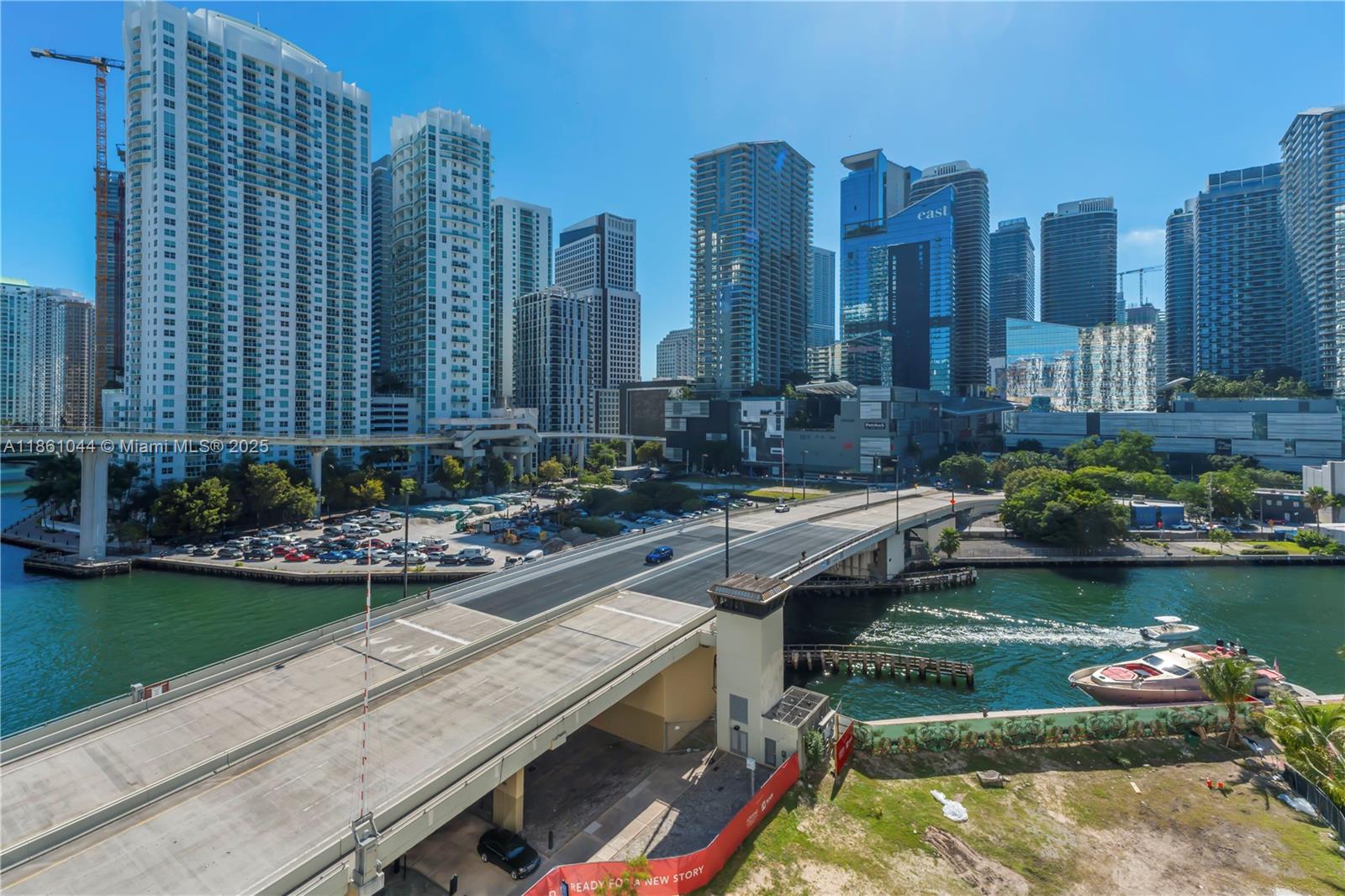 350 S Miami Ave Unit: 2105