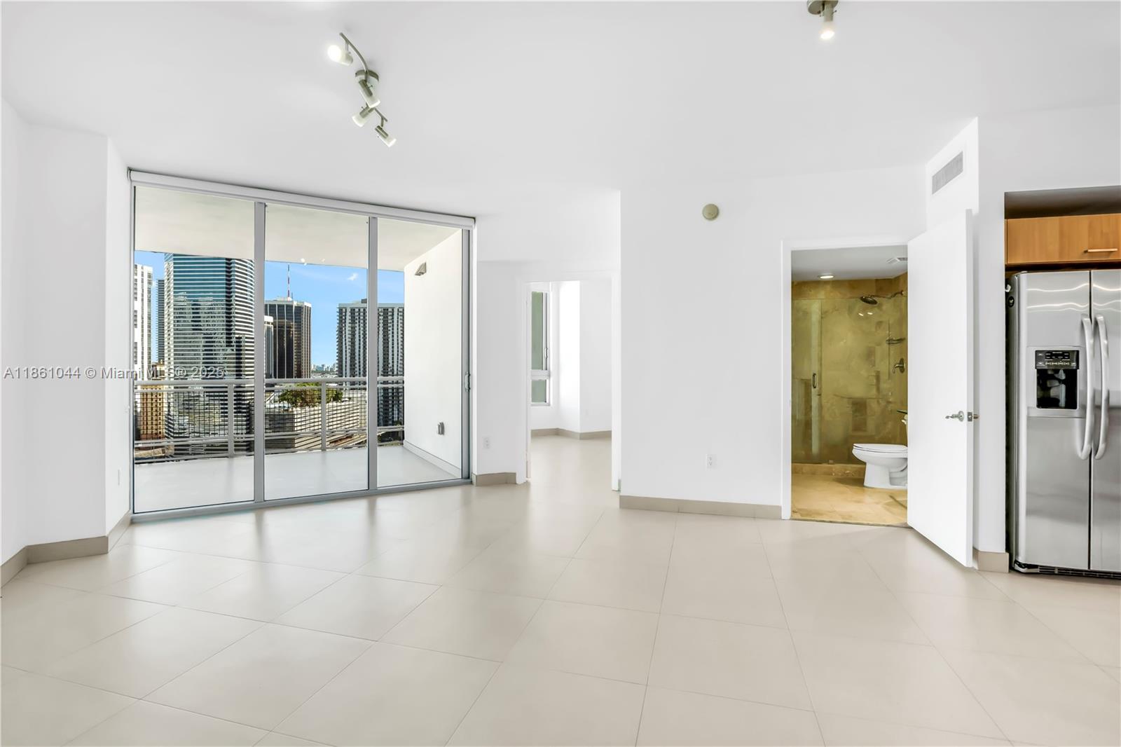 350 S Miami Ave Unit: 2105