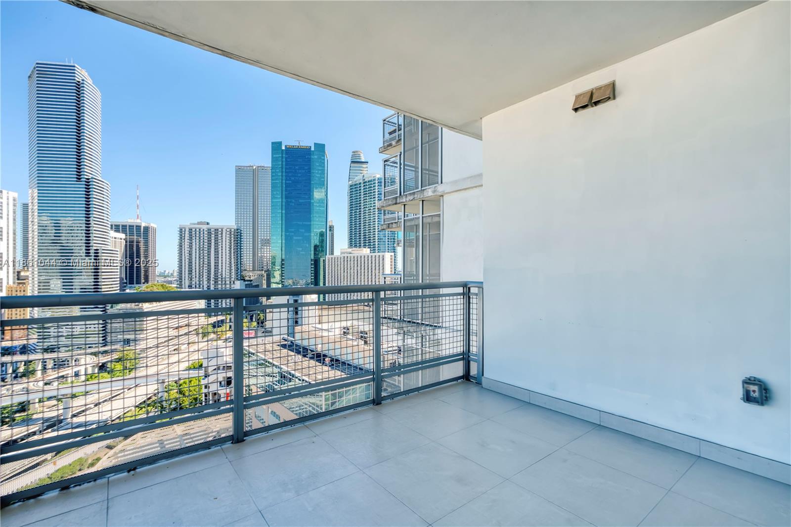 350 S Miami Ave Unit: 2105