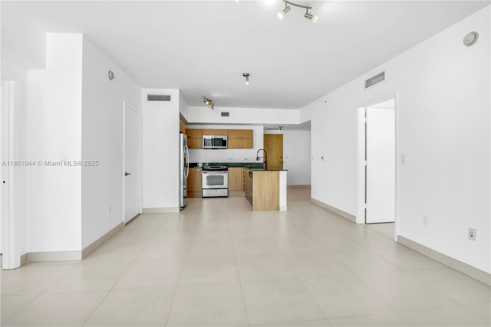 350 S Miami Ave Unit: 2105