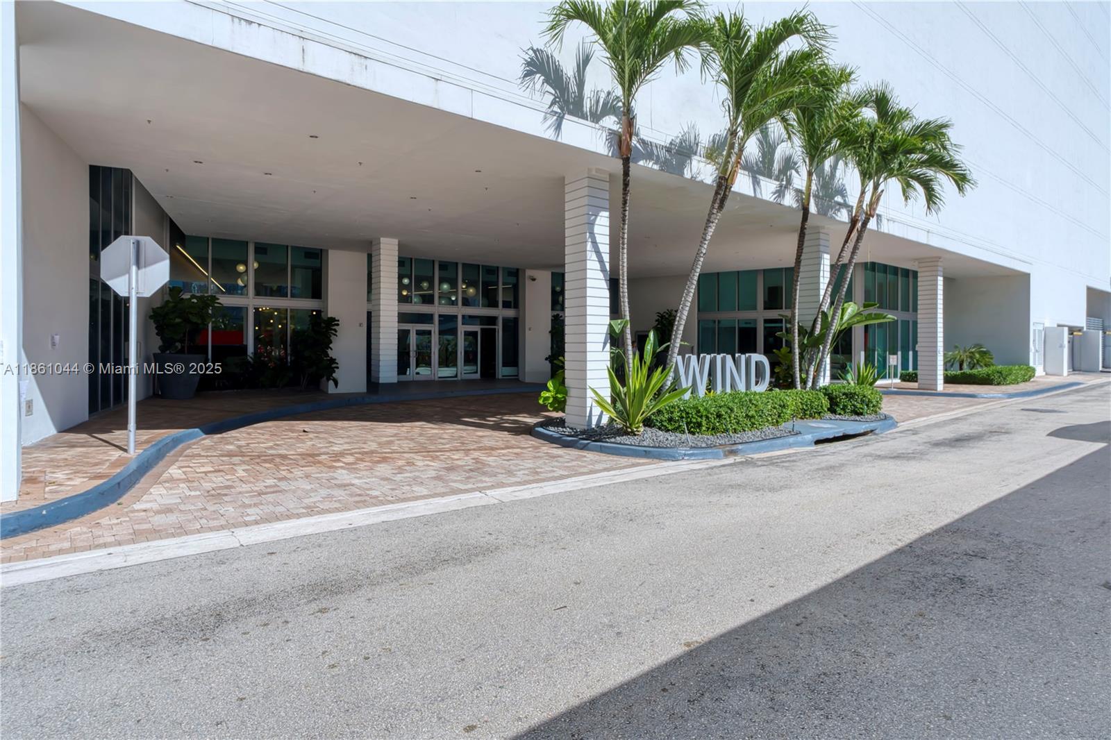 350 S Miami Ave Unit: 2105