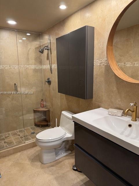 19380 Collins Ave # 304