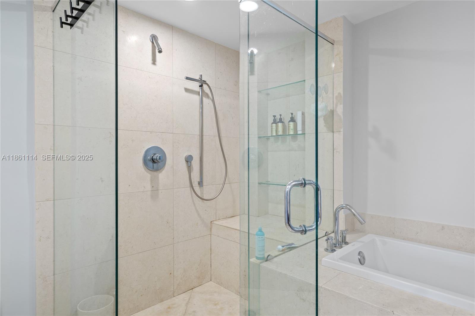 465 Brickell Ave # 3201