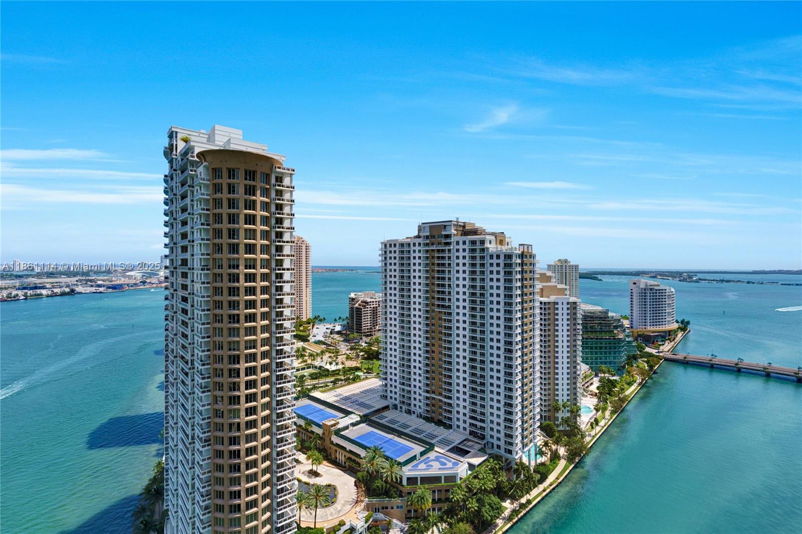 465 Brickell Ave # 3201