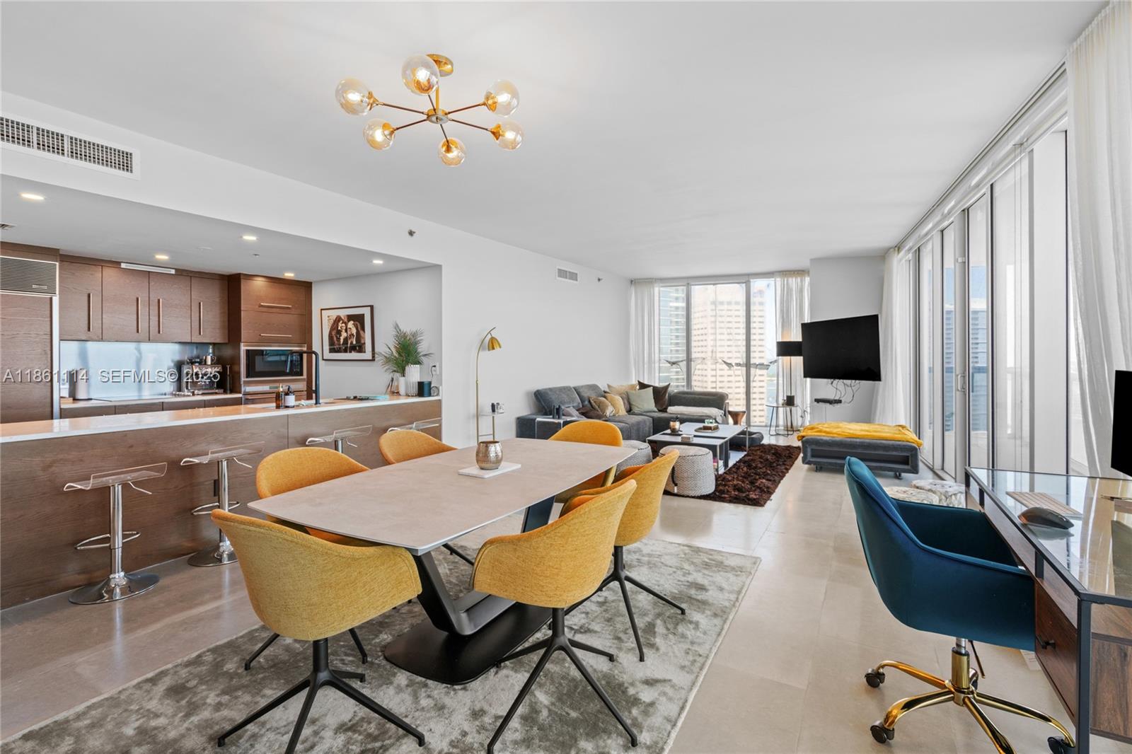 465 Brickell Ave # 3201