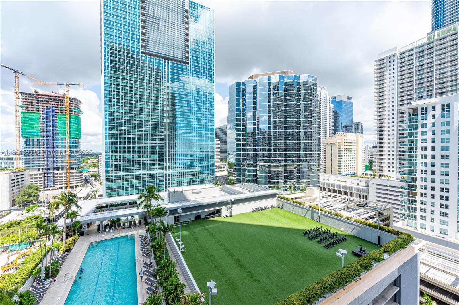1300 Brickell Bay Dr # 1802