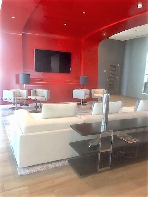 1100 S Miami Ave Unit: 1411