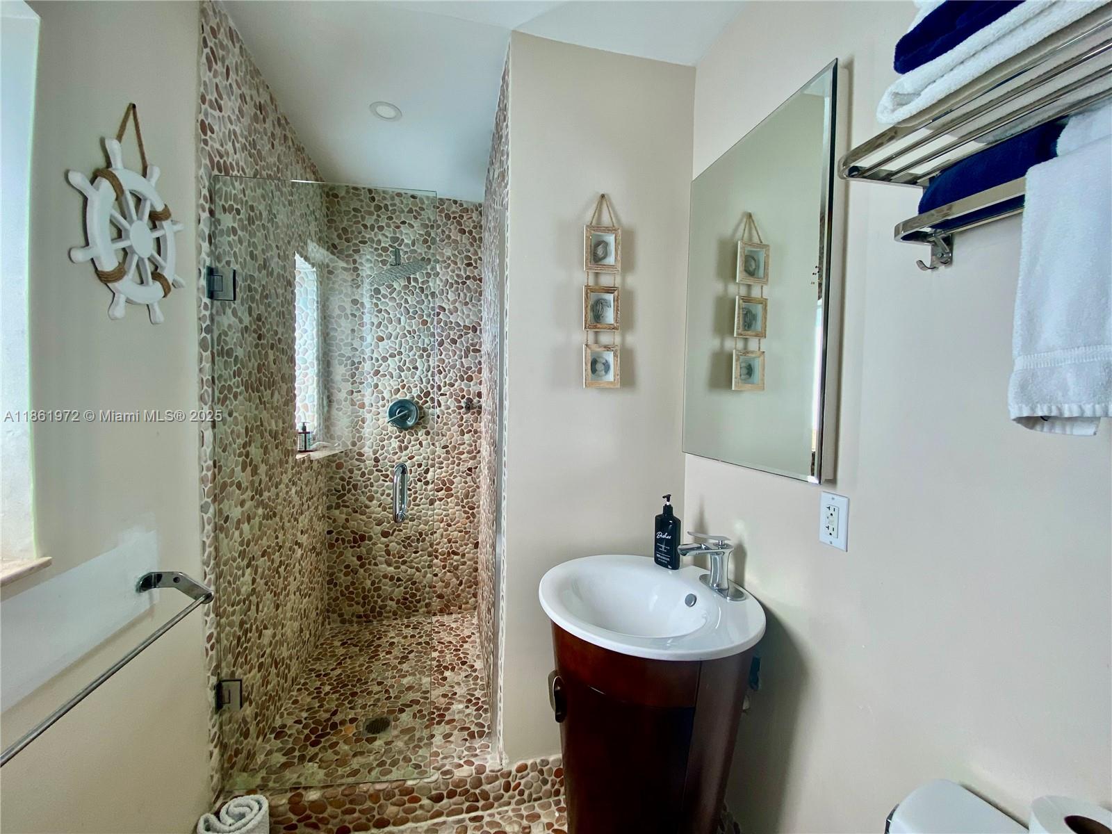 747-745 Lenox Ave