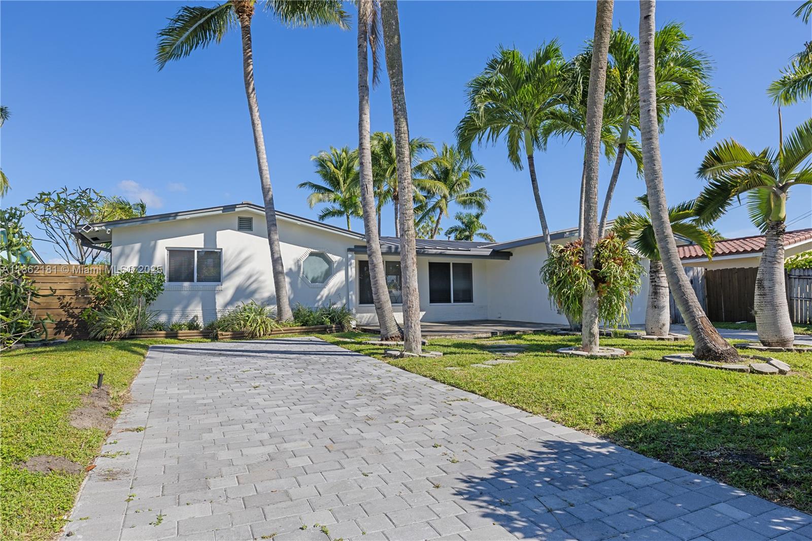 1709 SW 5th Pl