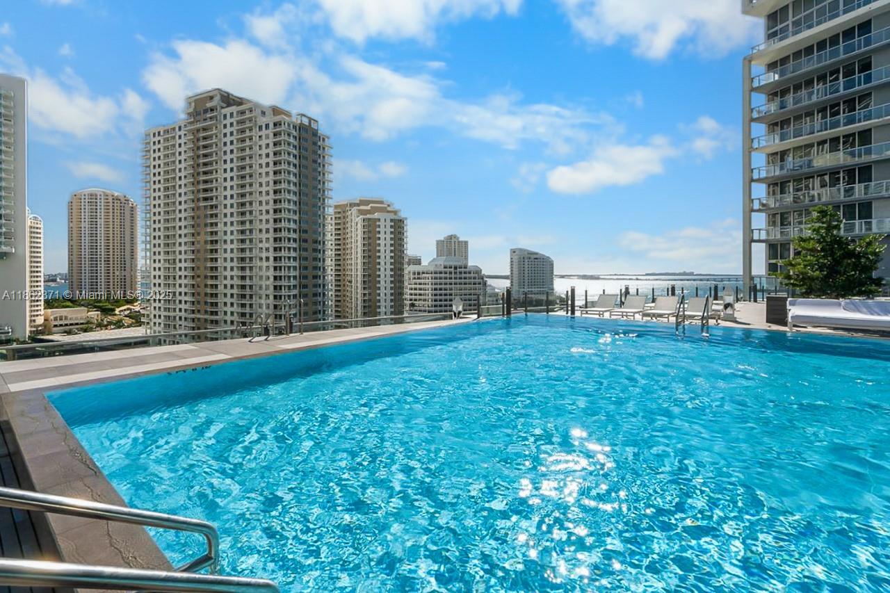 495 Brickell Ave # 5609