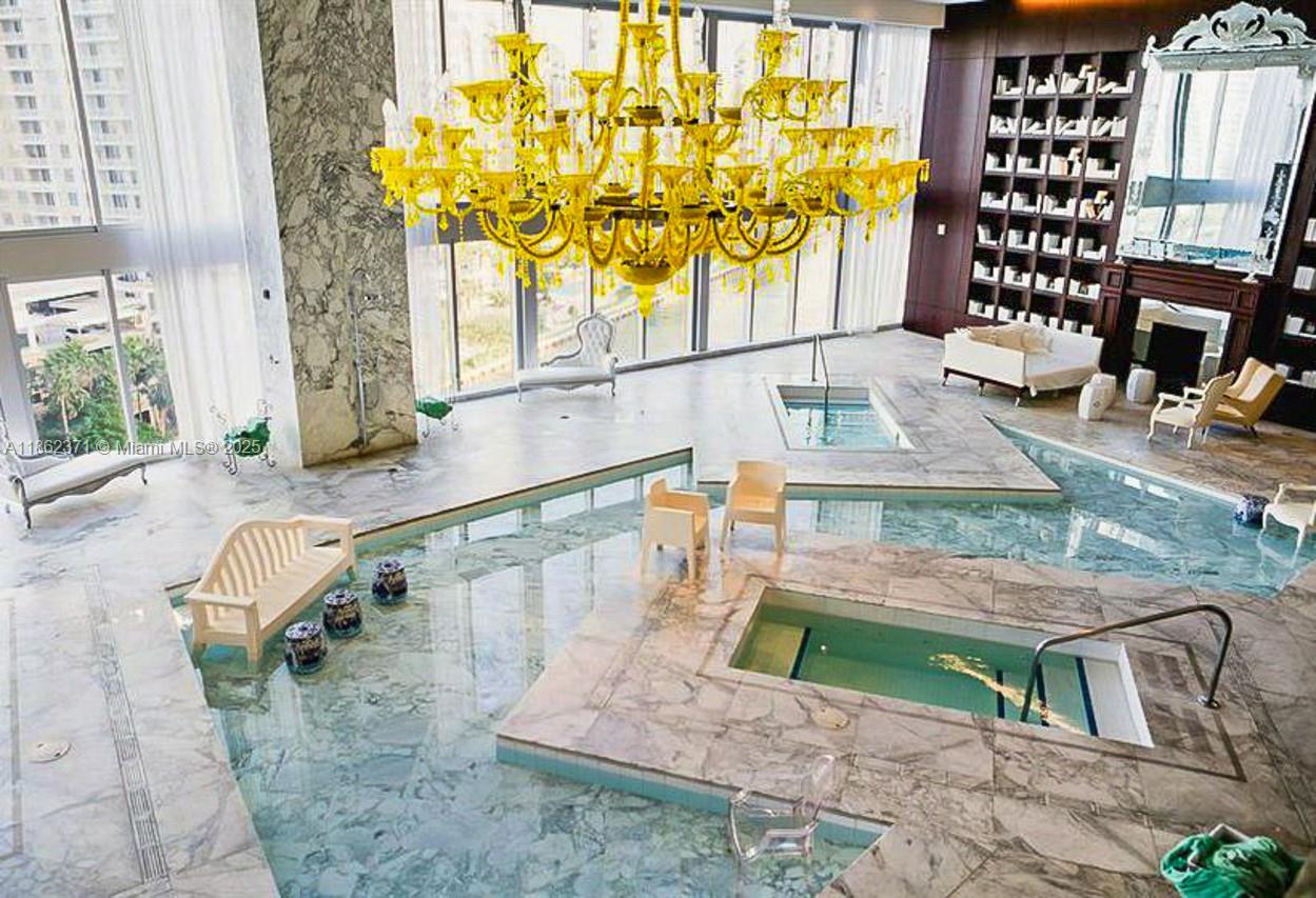495 Brickell Ave # 5609