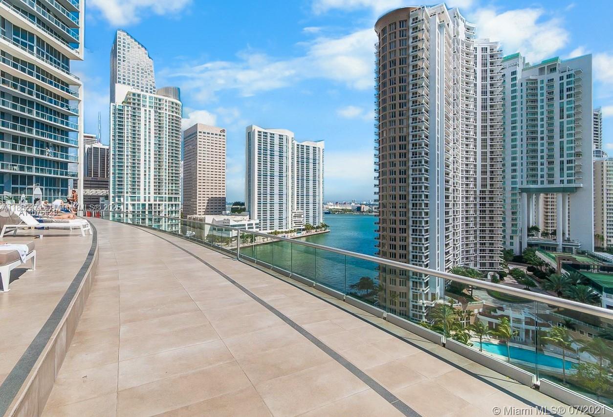 495 Brickell Ave # 5609
