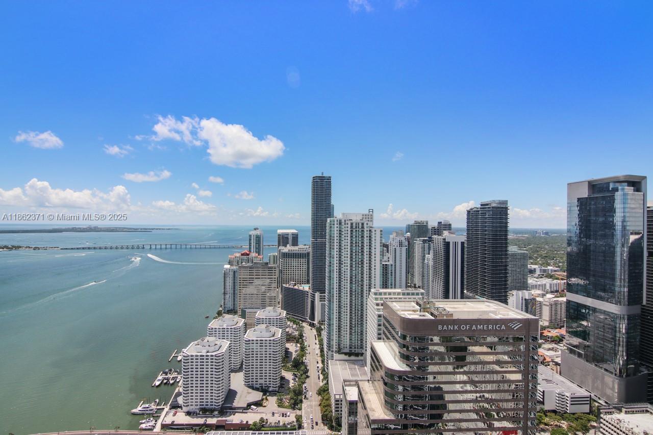 495 Brickell Ave # 5609