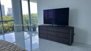 17111 Biscayne Blvd # 402