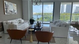 17111 Biscayne Blvd # 402