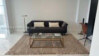 17111 Biscayne Blvd # 402