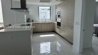 17111 Biscayne Blvd # 402