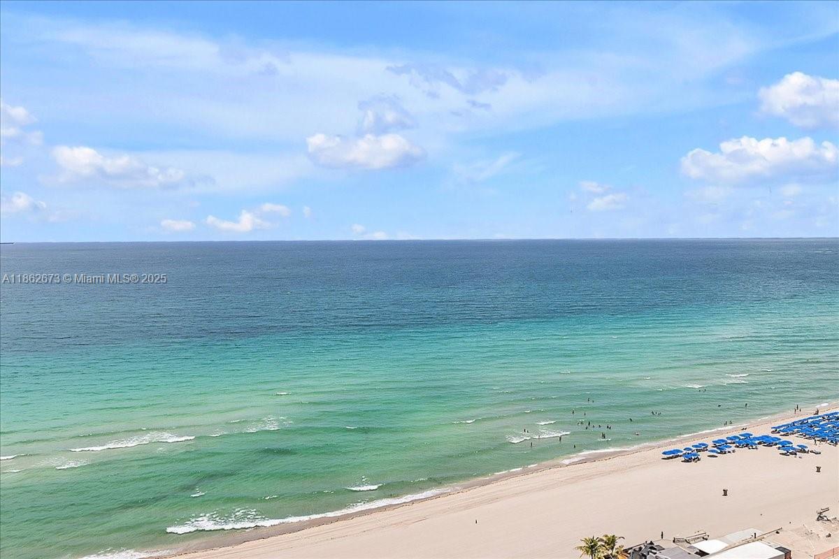 18911 Collins Ave # 1903