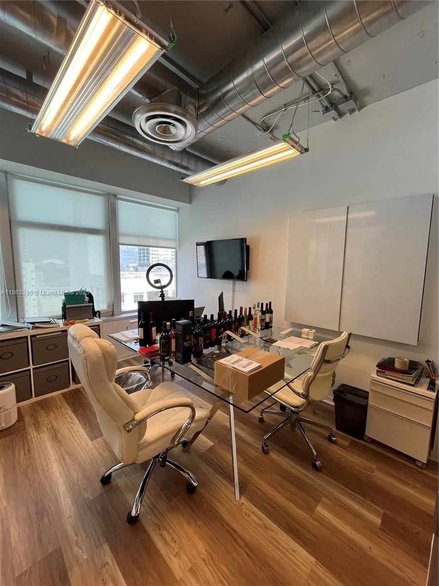 14 NE 1st Ave # 1210