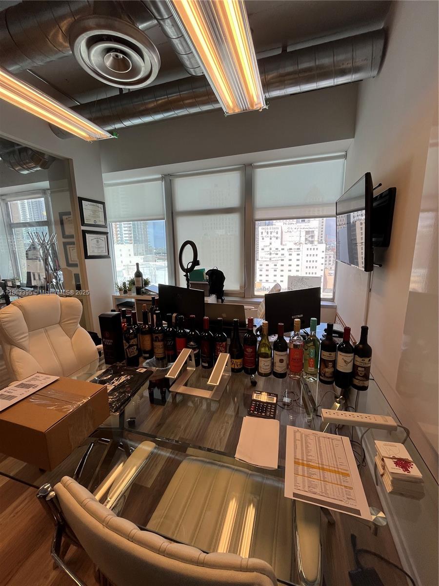 14 NE 1st Ave # 1210