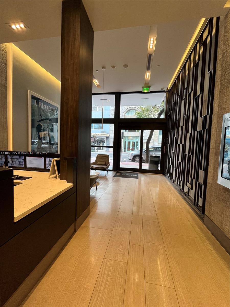 14 NE 1st Ave # 1210