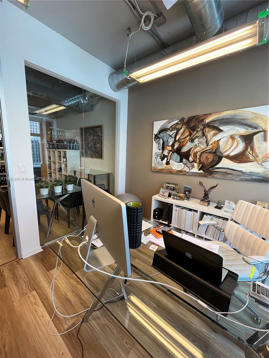 14 NE 1st Ave # 1210