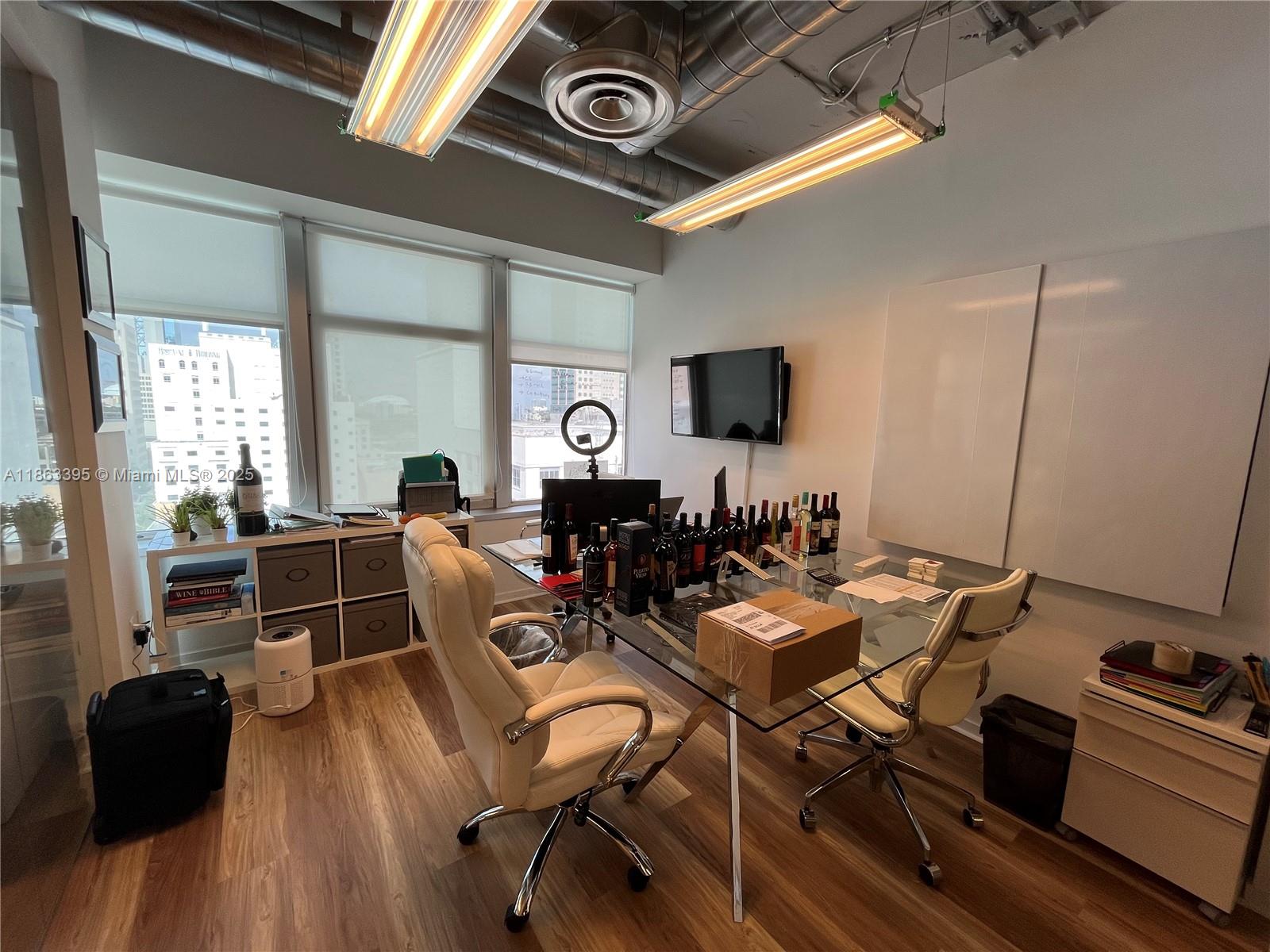 14 NE 1st Ave # 1210