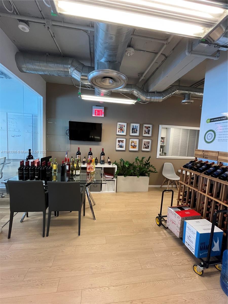 14 NE 1st Ave # 1210