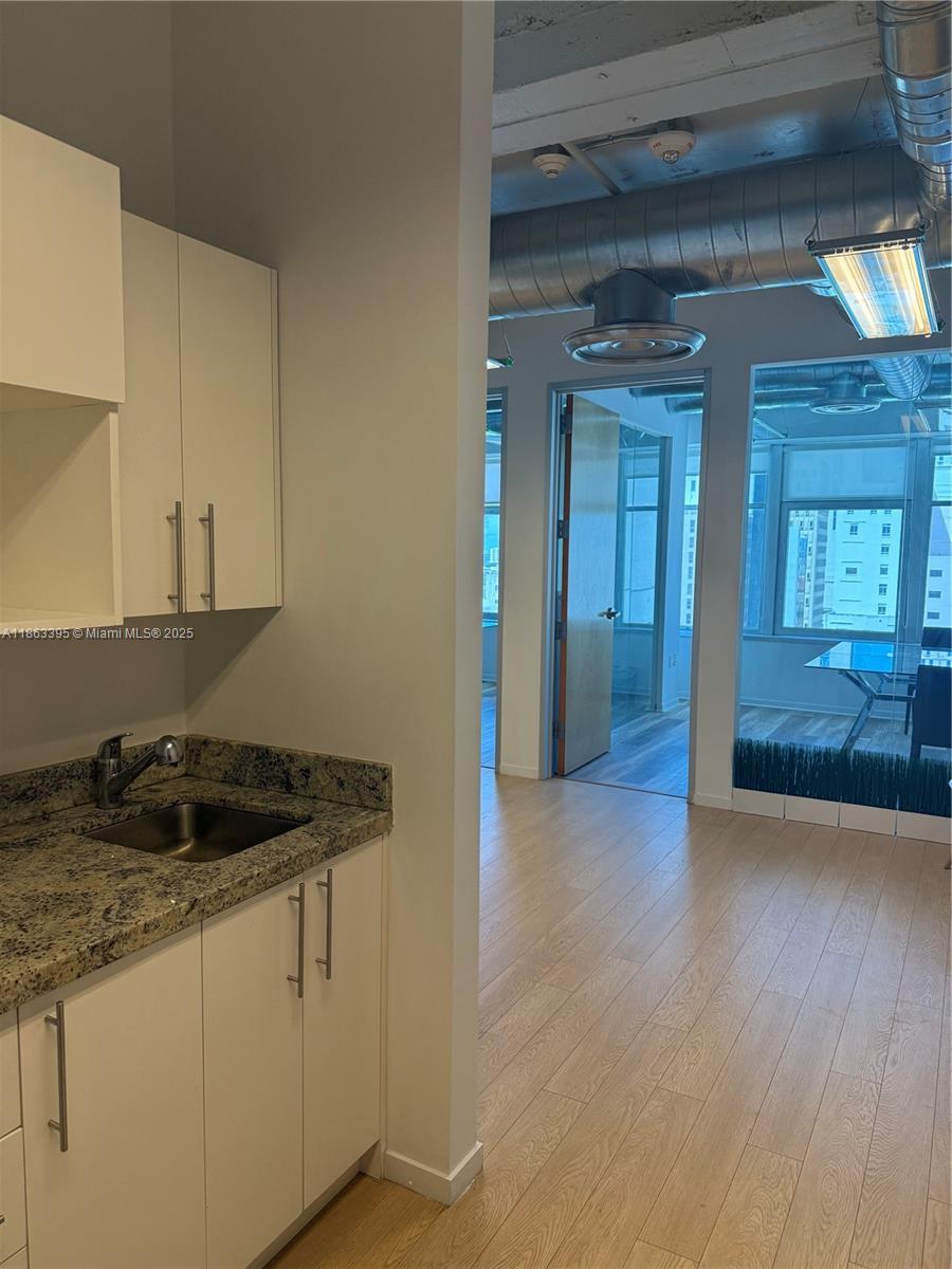 14 NE 1st Ave # 1210