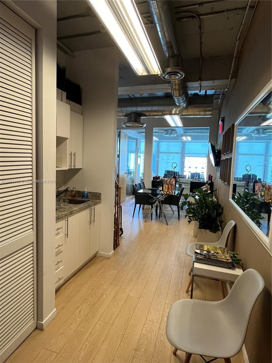 14 NE 1st Ave # 1210
