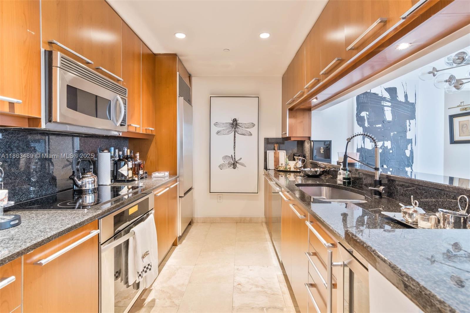 901 Brickell Key Blvd # 2702