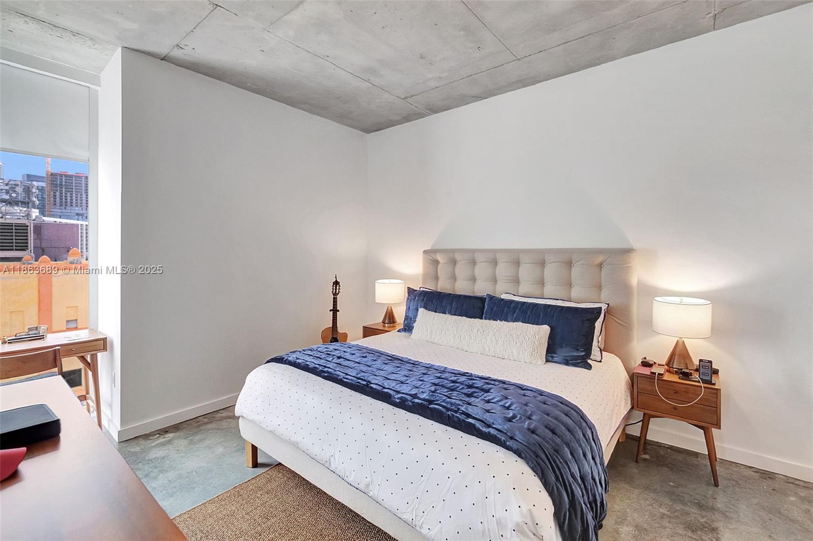 151 SE 1st St # 1601