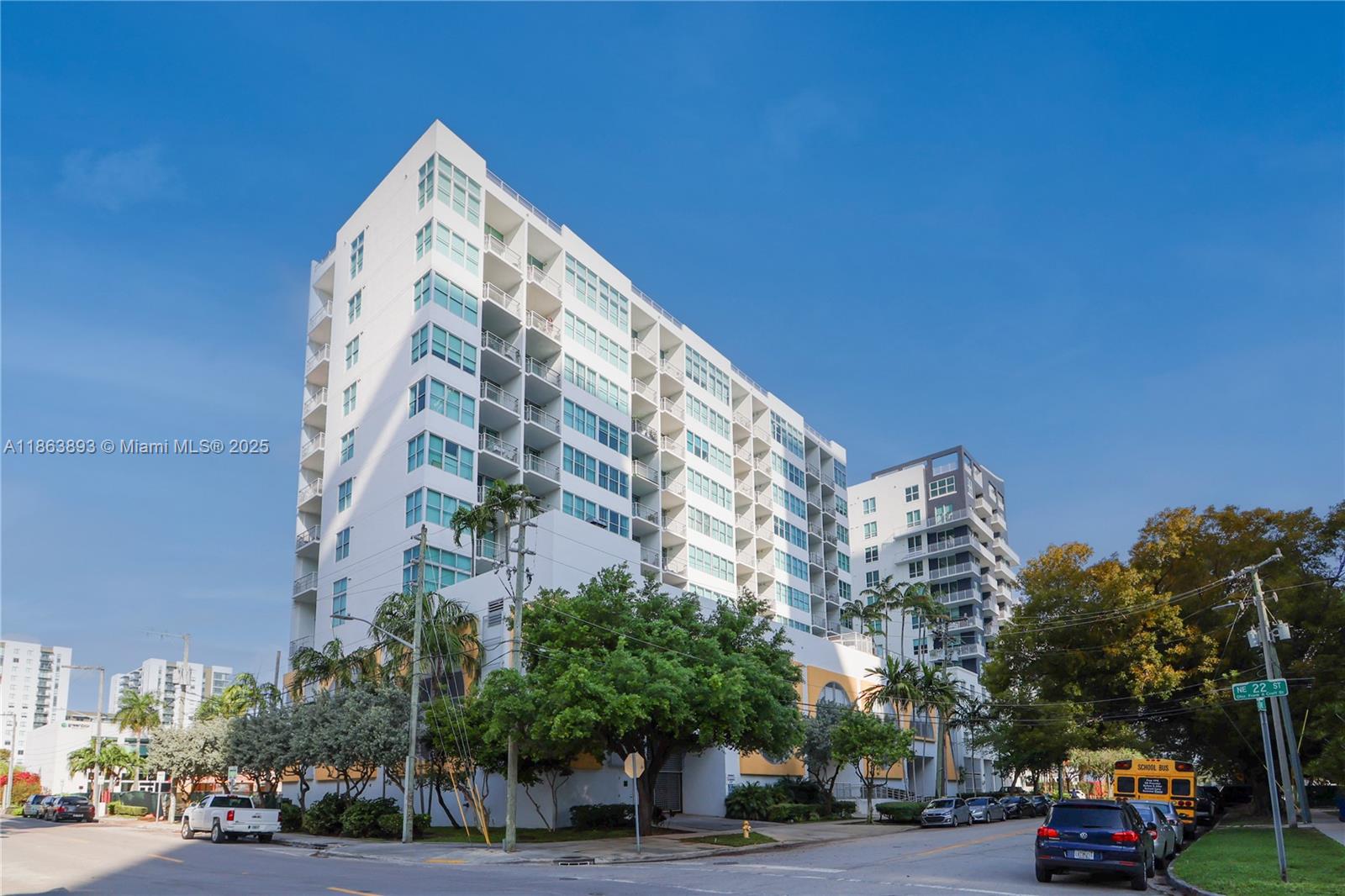 2200 NE 4th Ave # 807