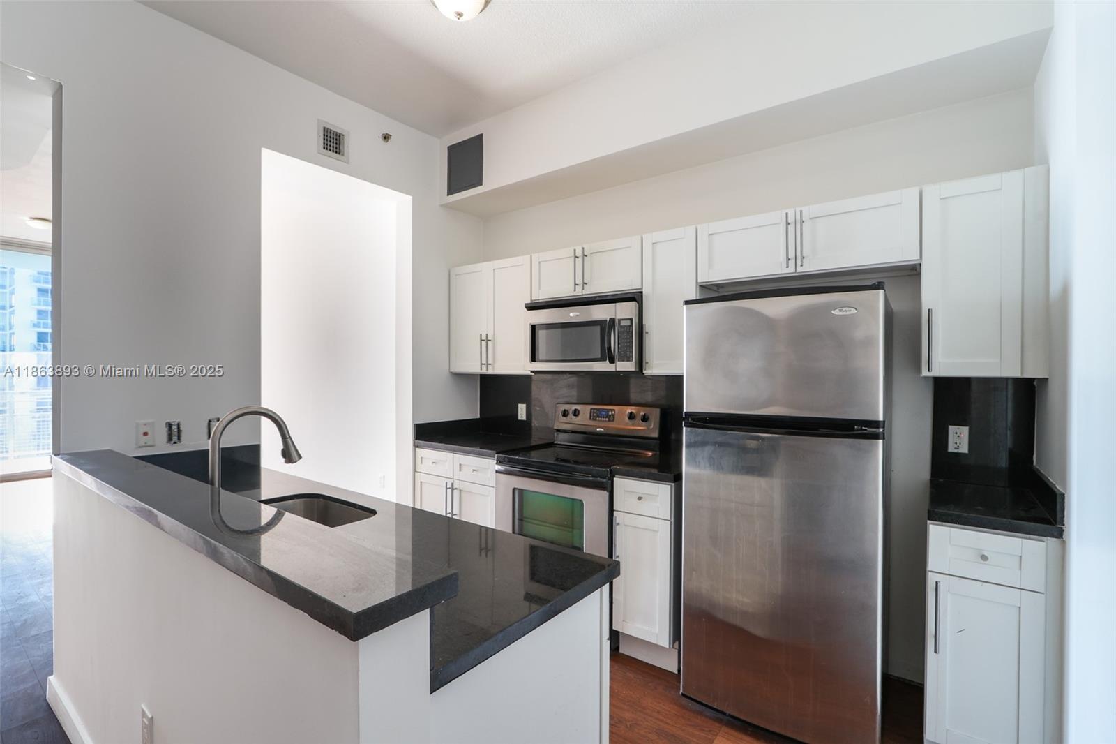 2200 NE 4th Ave # 807