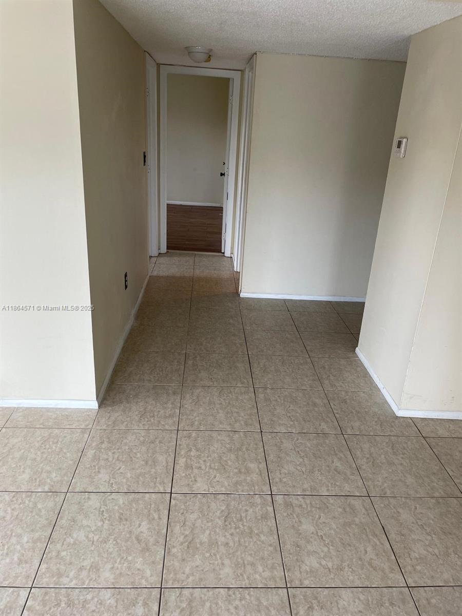 4164 Inverrary Dr # 215