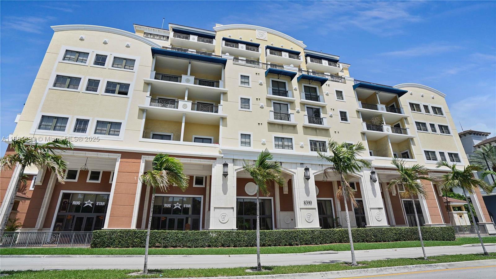 8390 SW 72nd Ave # 811