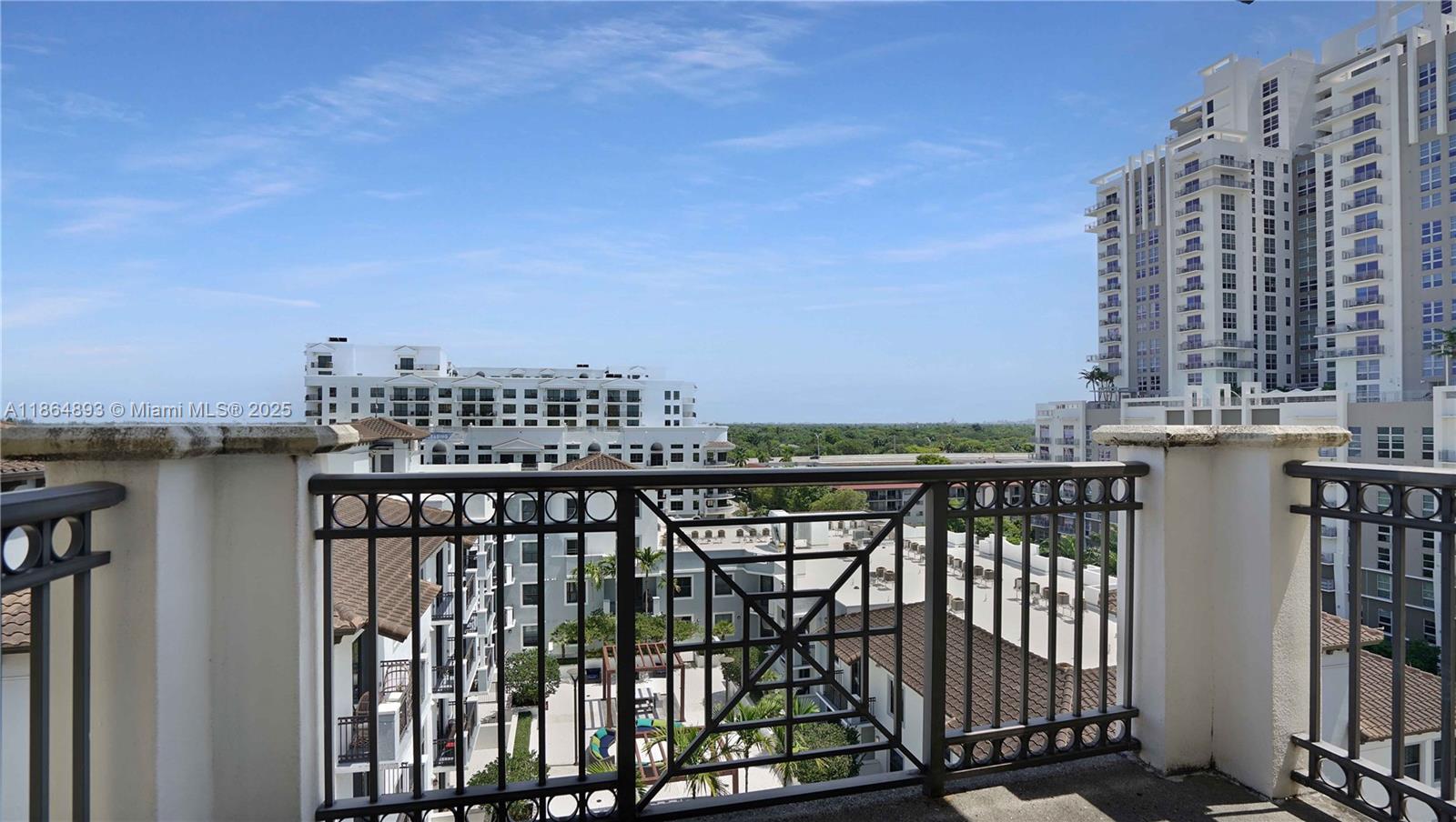8390 SW 72nd Ave # 811