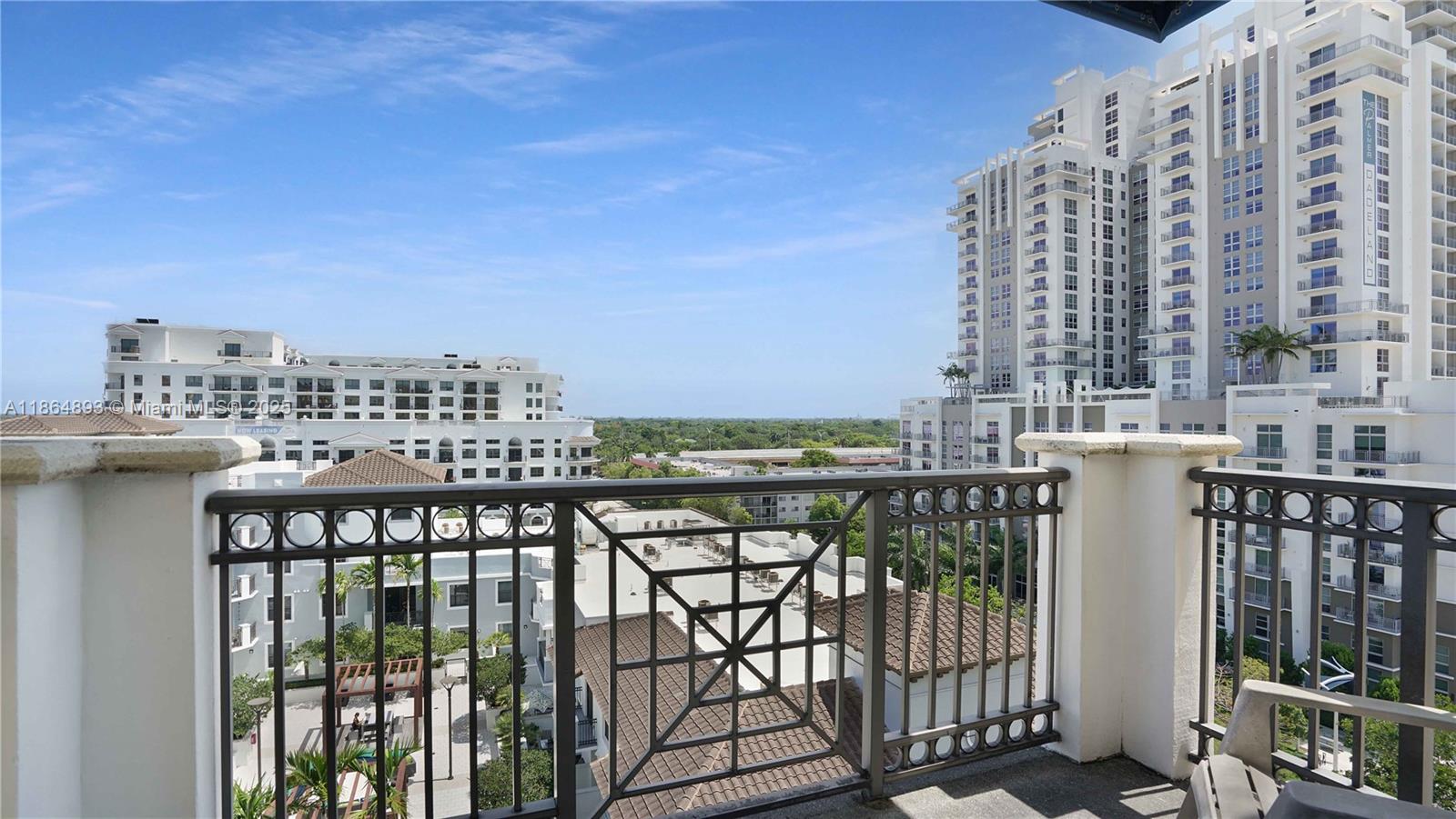 8390 SW 72nd Ave # 811